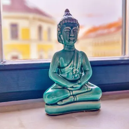 Monkey Magic Mansion 2 Bedroom Next To Tram And アパート