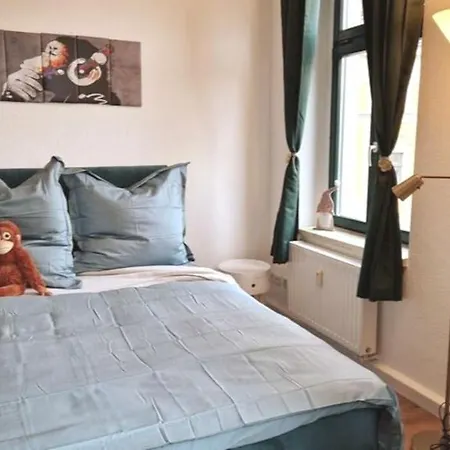 Monkey Magic Mansion 2 Bedroom Next To Tram And *